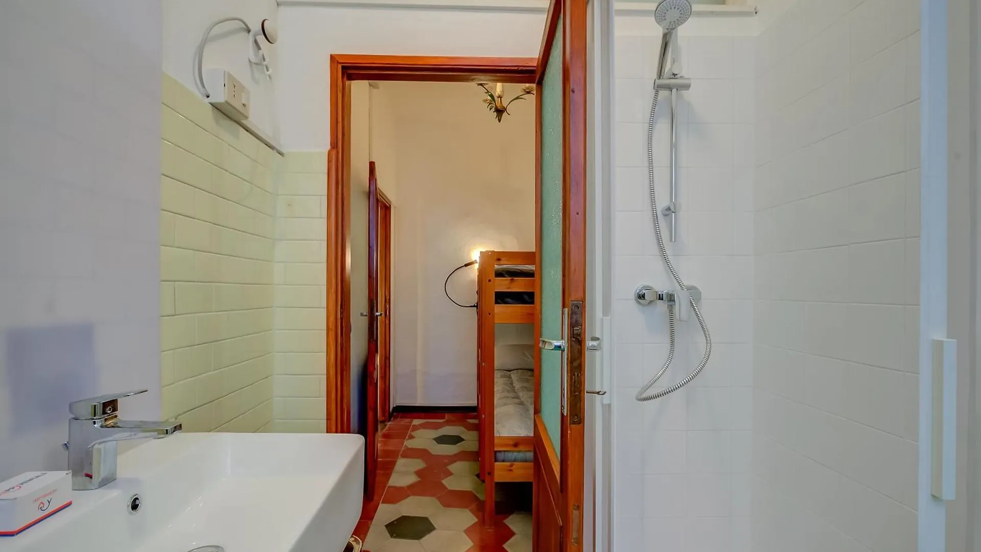 Casa Gio - Happy Rentals Laveno-Mombello Lägenhet